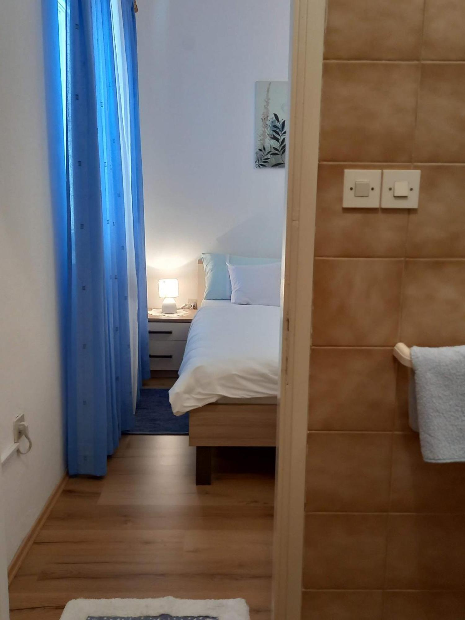 Apartments By The Sea Sali, Dugi Otok - 8117 Номер фото